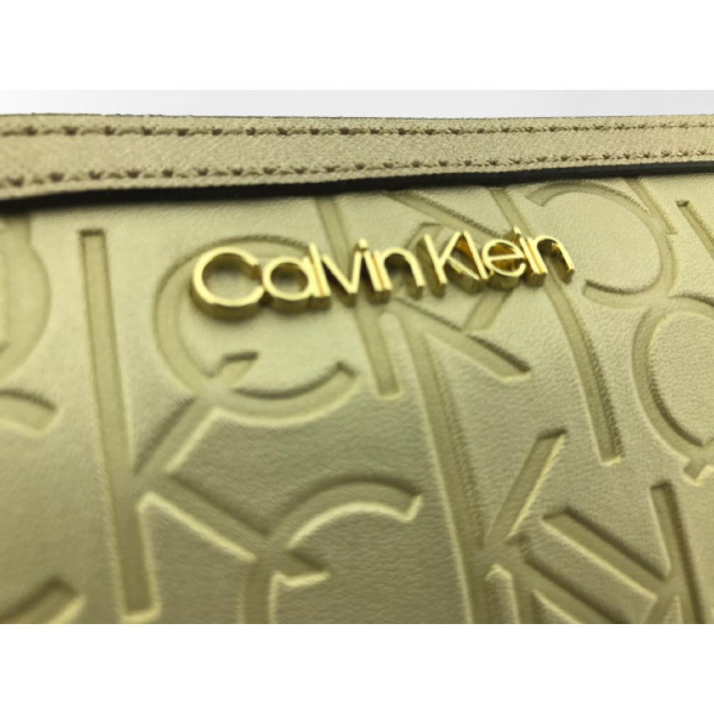 BOLSA DE OMBRO CALVIN KLEIN DOURADA