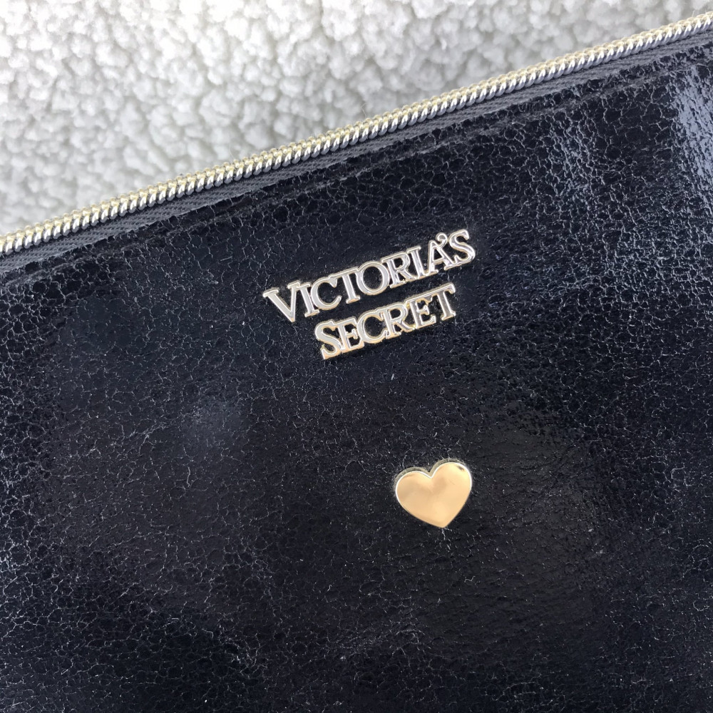 NECESSAIRE VICTORIA'S SECRET DE COURO